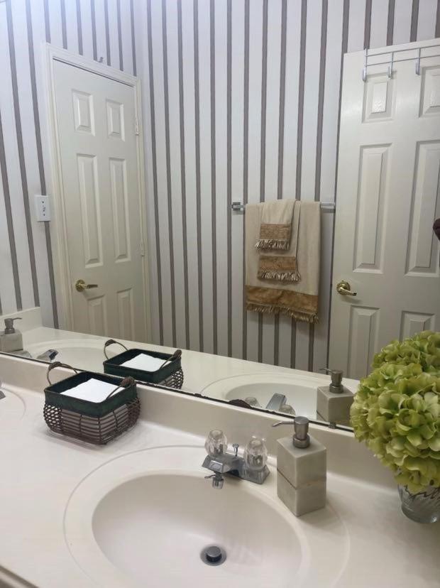 Unwind And Relax 4 Bedroom * Humble