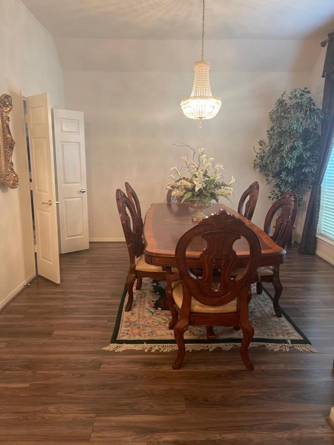 Unwind And Relax 4 Bedroom *